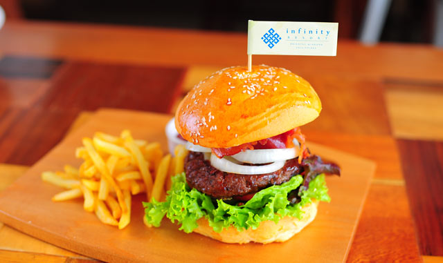 Infinity Angus Beef Burger